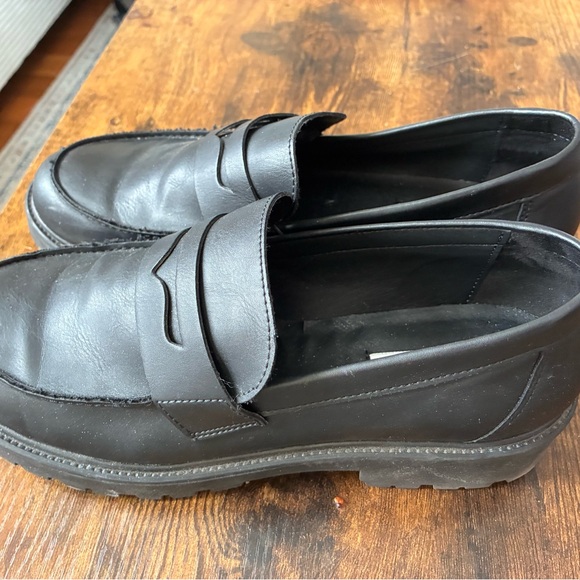 Steve Madden Shoes - Steve Madden Classic Black Loafers for Women